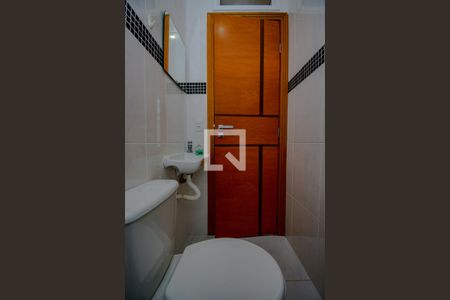 Casa à venda com 253m², 3 quartos e 5 vagasLavabo _ Churrasqueira