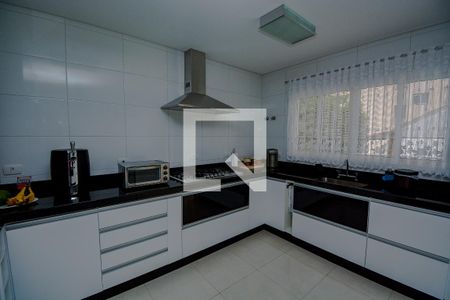 Casa à venda com 253m², 3 quartos e 5 vagasCozinha - Armários