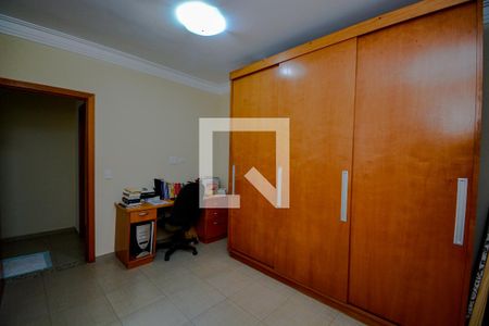 Casa à venda com 253m², 3 quartos e 5 vagasSuite 2