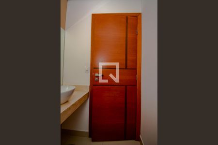 Casa à venda com 253m², 3 quartos e 5 vagasLavabo