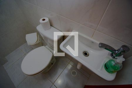 Casa à venda com 253m², 3 quartos e 5 vagasLavabo _ Churrasqueira