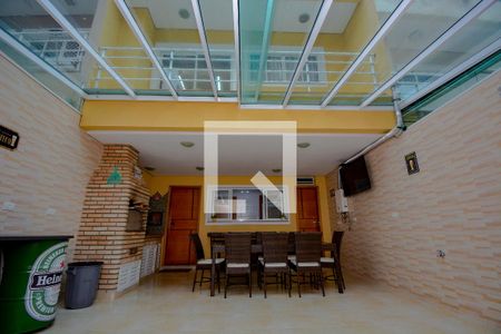 Casa à venda com 253m², 3 quartos e 5 vagasQuintal - churrasqueira