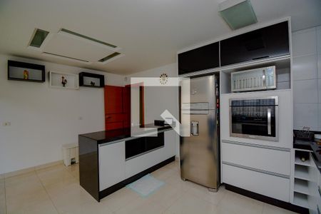Casa à venda com 253m², 3 quartos e 5 vagasCozinha - Armários