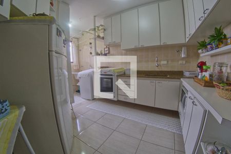 Cozinha de apartamento à venda com 2 quartos, 58m² em Vila Polopoli, São Paulo