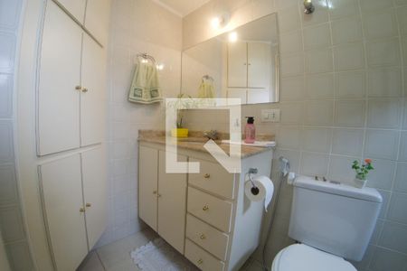 Banheiro de apartamento à venda com 2 quartos, 58m² em Vila Polopoli, São Paulo