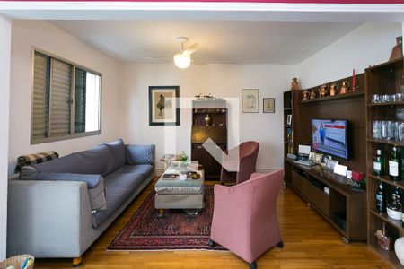 Apartamento à venda com 131m², 2 quartos e 3 vagasSala