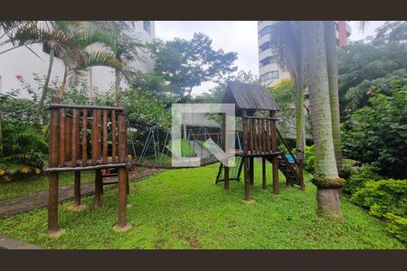 Apartamento à venda com 131m², 2 quartos e 3 vagasÁrea comum - Playground