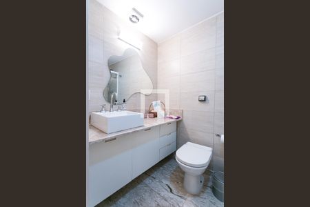 Apartamento à venda com 131m², 2 quartos e 3 vagasBanheiro