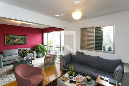 Apartamento à venda com 131m², 2 quartos e 3 vagasSala