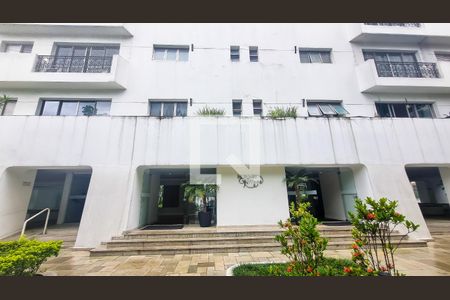 Apartamento à venda com 131m², 2 quartos e 3 vagasFachada