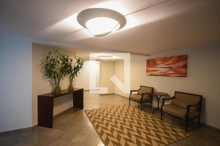 Apartamento à venda com 233m², 4 quartos e 3 vagasHall Social