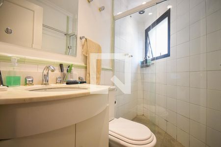 Apartamento à venda com 233m², 4 quartos e 3 vagasBanheiro Suíte 2