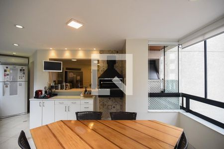 Apartamento à venda com 233m², 4 quartos e 3 vagasEspaço Gourmet