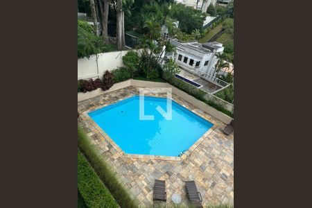 Apartamento à venda com 233m², 4 quartos e 3 vagasPiscina