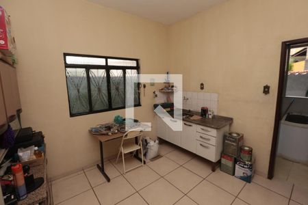 Casa à venda com 404m², 5 quartos e 7 vagasCozinha