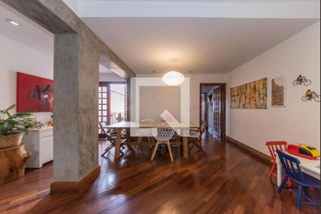 Sala de casa para alugar com 3 quartos, 250m² em Jardim da Saúde, São Paulo