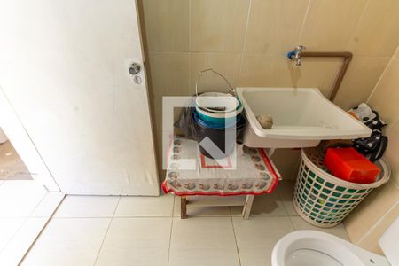 Casa à venda com 300m², 3 quartos e 3 vagas Casa à venda com 300m², 3 quartos e 3 vagasEdícula