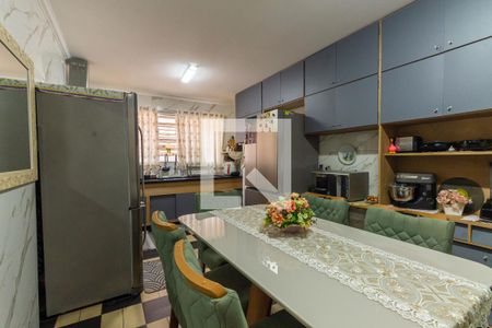 Casa à venda com 300m², 3 quartos e 3 vagas Casa à venda com 300m², 3 quartos e 3 vagasCozinha