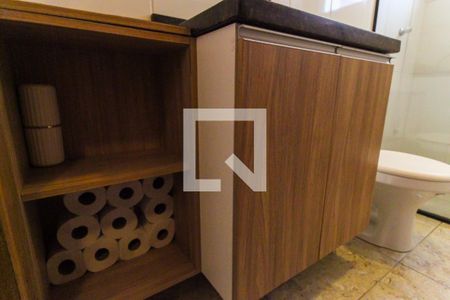 Apartamento à venda com 70m², 2 quartos e 1 vaga Apartamento à venda com 70m², 2 quartos e 1 vagaBanheiro