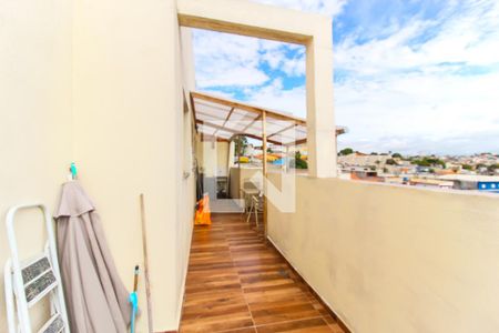 Apartamento à venda com 70m², 2 quartos e 1 vaga Apartamento à venda com 70m², 2 quartos e 1 vagaVaranda