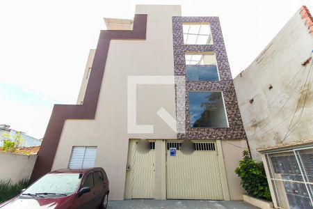 Apartamento à venda com 70m², 2 quartos e 1 vaga Apartamento à venda com 70m², 2 quartos e 1 vagaFachada