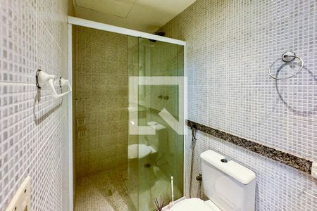 Banheiro de apartamento à venda com 1 quarto, 33m² em Indianópolis, São Paulo