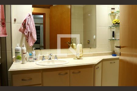 Apartamento para alugar com 99m², 3 quartos e 2 vagasBanheiro Corredor