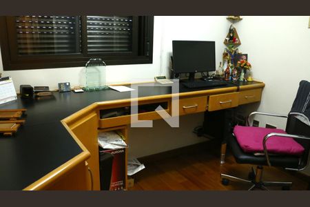 Apartamento para alugar com 99m², 3 quartos e 2 vagasEscritório