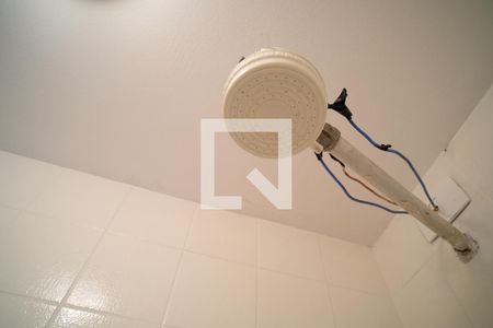 Chuveiro de apartamento para alugar com 2 quartos, 79m² em Pinheiros, São Paulo