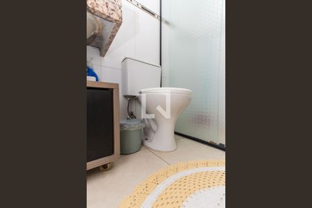 Casa à venda com 204m², 3 quartos e 4 vagasBanheiro da Suíte 2