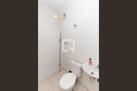 Casa à venda com 204m², 3 quartos e 4 vagasBanheiro da Garagem  