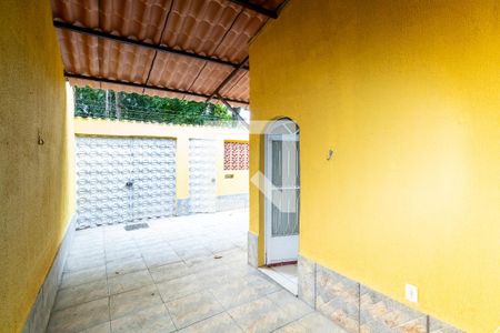 Casa para alugar com 65m², 2 quartos e 1 vagaQuintal