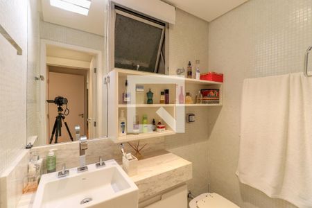 Apartamento à venda com 53m², 2 quartos e 1 vaga Apartamento à venda com 53m², 2 quartos e 1 vagaBanheiro da Suíte