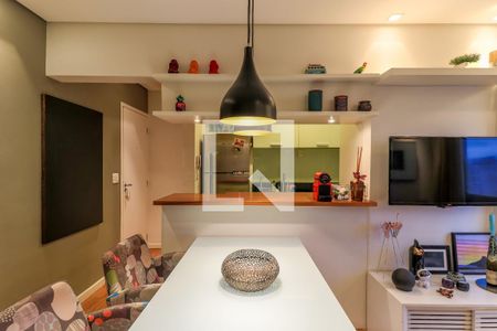 Apartamento à venda com 53m², 2 quartos e 1 vaga Apartamento à venda com 53m², 2 quartos e 1 vagaSala