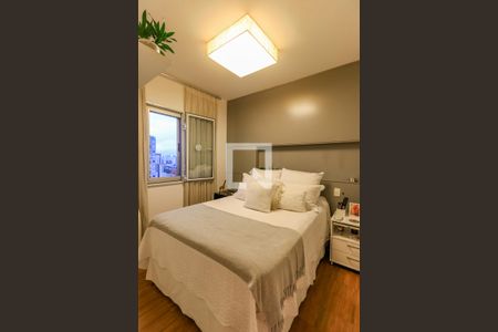 Apartamento à venda com 53m², 2 quartos e 1 vaga Apartamento à venda com 53m², 2 quartos e 1 vagaSuíte