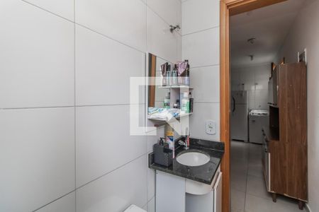 Banheiro de apartamento para alugar com 1 quarto, 37m² em Vila Pierina, São Paulo