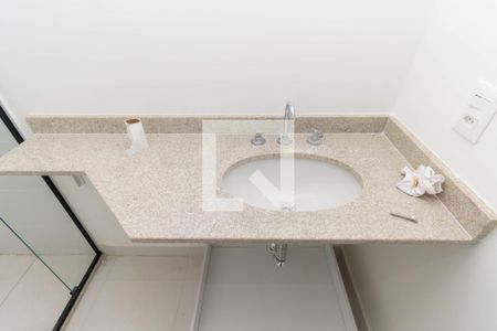 Apartamento à venda com 95m², 3 quartos e 2 vagas Apartamento à venda com 95m², 3 quartos e 2 vagasBanheiro da Suíte