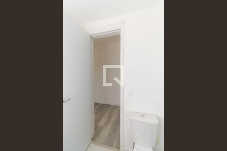 Apartamento à venda com 95m², 3 quartos e 2 vagas Apartamento à venda com 95m², 3 quartos e 2 vagasBanheiro da Suíte