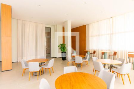 Apartamento à venda com 95m², 3 quartos e 2 vagas Apartamento à venda com 95m², 3 quartos e 2 vagasÁrea comum - Salão de festas