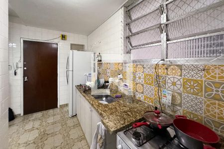 Apartamento à venda com 83m², 2 quartos e sem vagaCozinha