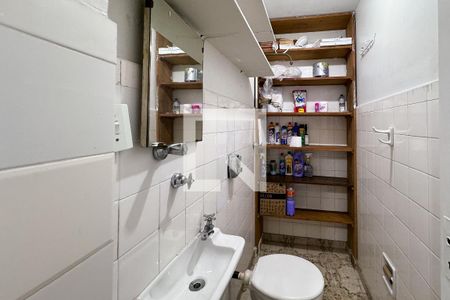 Apartamento à venda com 83m², 2 quartos e sem vagaBanheiro de Serviço