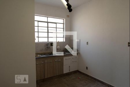 Casa à venda com 220m², 4 quartos e 2 vagas Casa à venda com 220m², 4 quartos e 2 vagasCozinha