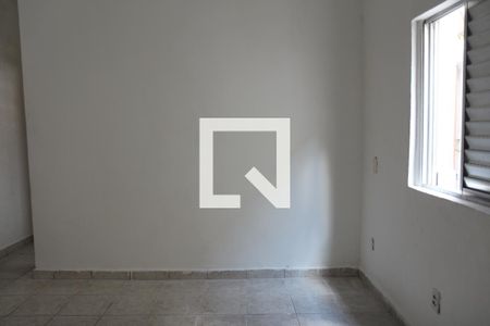 Casa à venda com 220m², 4 quartos e 2 vagasQuarto - Casa 2