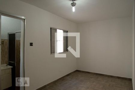 Casa à venda com 220m², 4 quartos e 2 vagas Casa à venda com 220m², 4 quartos e 2 vagasQuarto 2