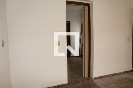 Casa à venda com 220m², 4 quartos e 2 vagasSala - Casa 2