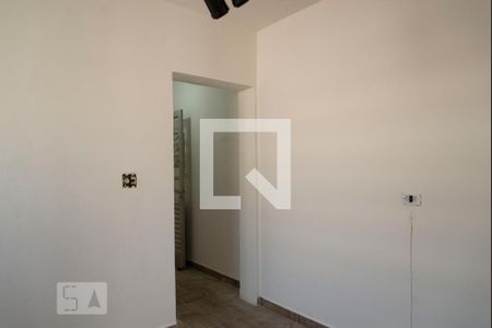 Casa à venda com 220m², 4 quartos e 2 vagas Casa à venda com 220m², 4 quartos e 2 vagasCozinha