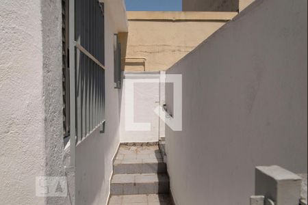 Casa à venda com 220m², 4 quartos e 2 vagas Casa à venda com 220m², 4 quartos e 2 vagasCozinha