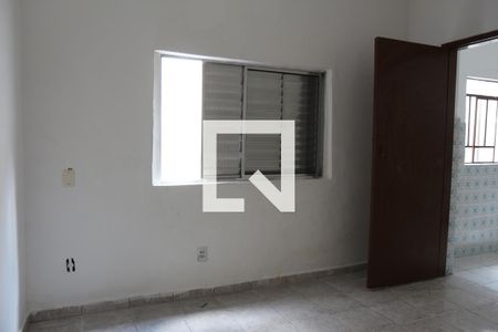 Casa à venda com 220m², 4 quartos e 2 vagasQuarto - Casa 2