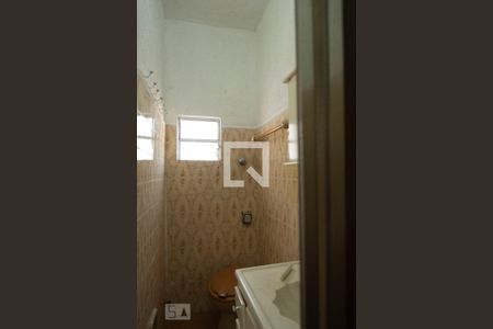 Casa à venda com 220m², 4 quartos e 2 vagas Casa à venda com 220m², 4 quartos e 2 vagasBanheiro 3