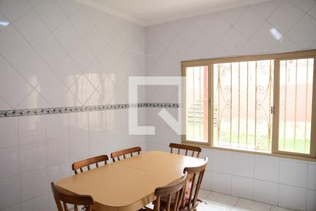 Casa para alugar com 260m², 4 quartos e 4 vagasCozinha